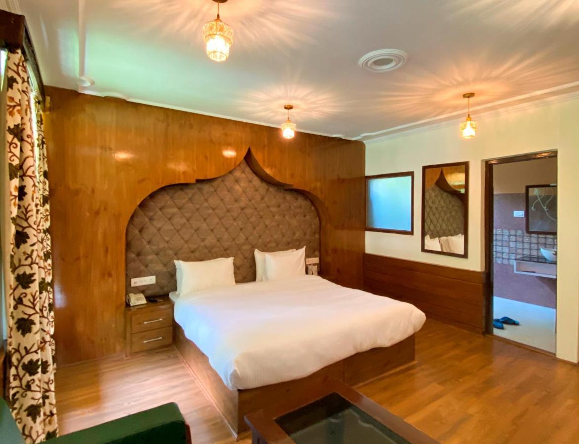 Six Seasons Pahalgam Ngoại thất bức ảnh