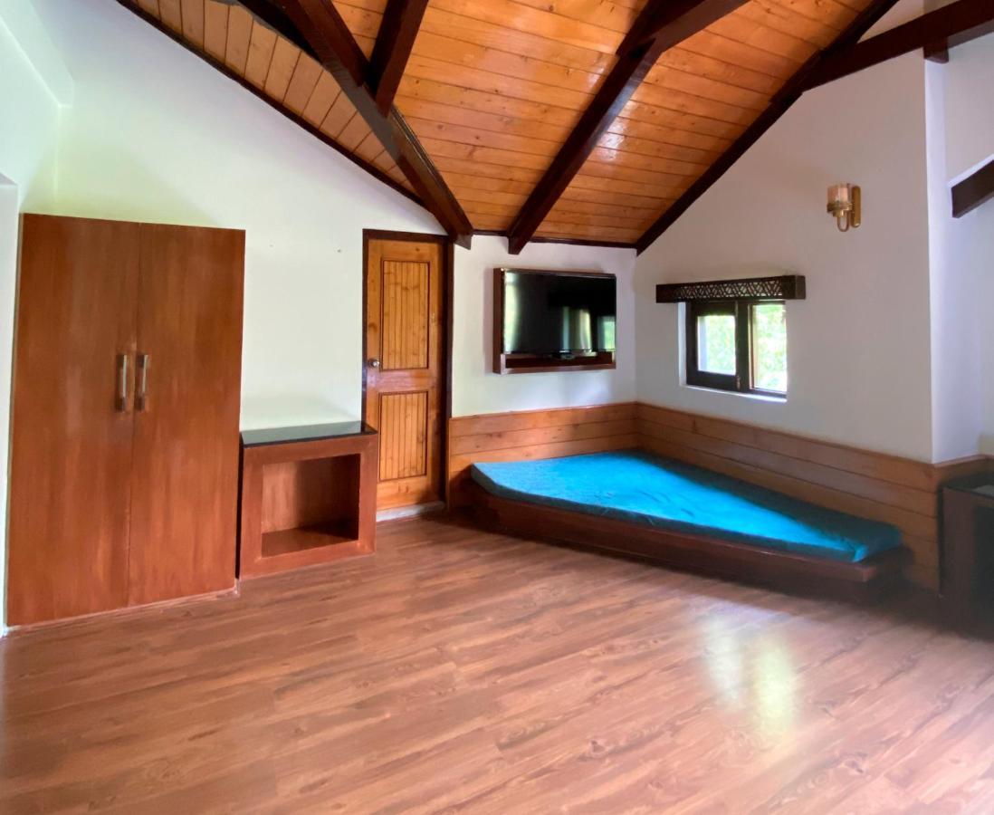 Six Seasons Pahalgam Ngoại thất bức ảnh