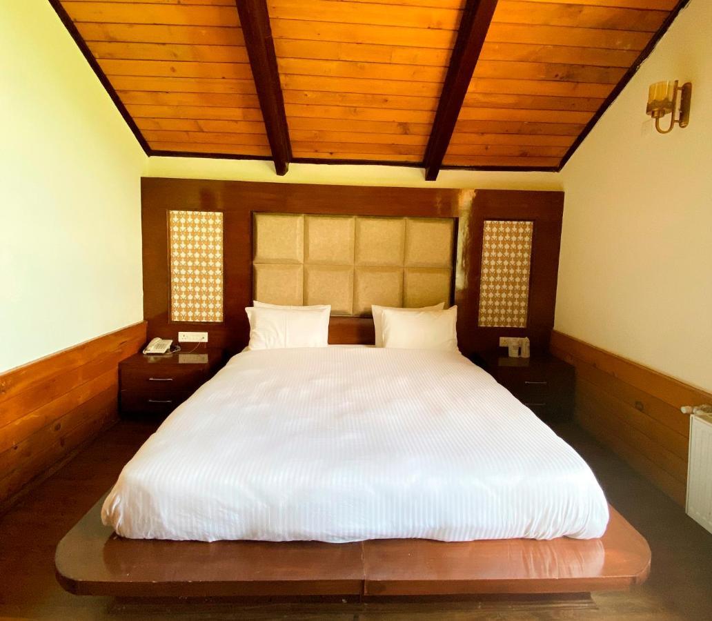 Six Seasons Pahalgam Ngoại thất bức ảnh
